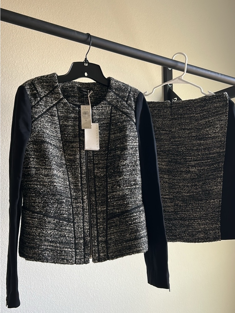 Ann Taylor Black & Gray Tweed Zip-Front Blazer